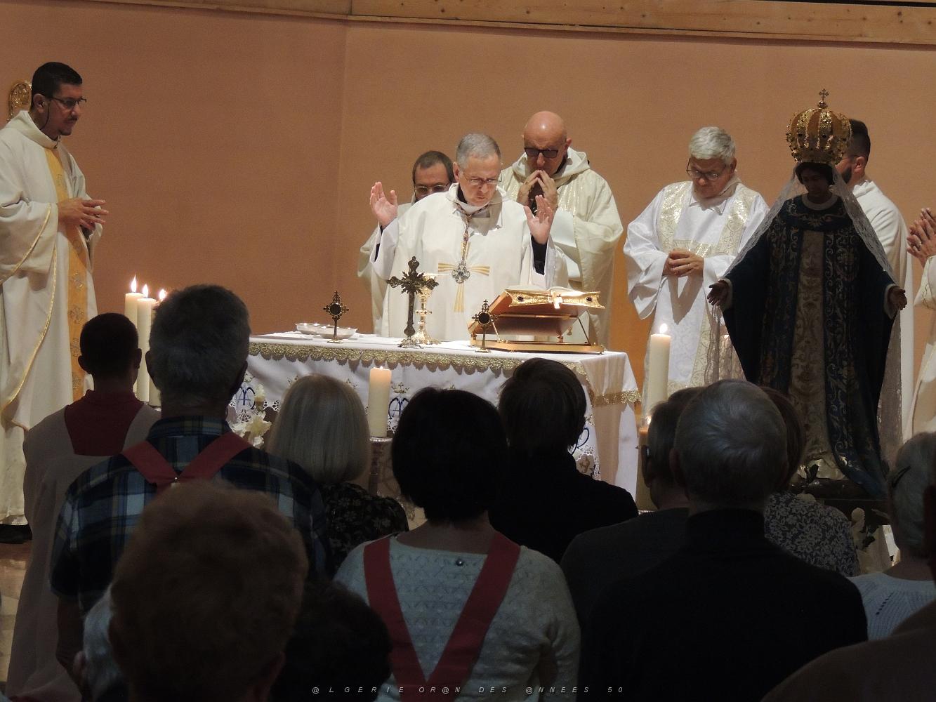 2022 10 10 SIX-FOURS HOMMAGE A NOTRE DAME D AFRIQUE (80).JPG -           